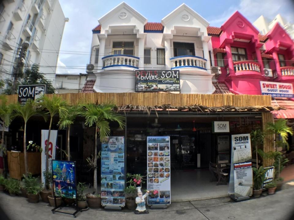 Som Guesthouse Patong Luaran gambar