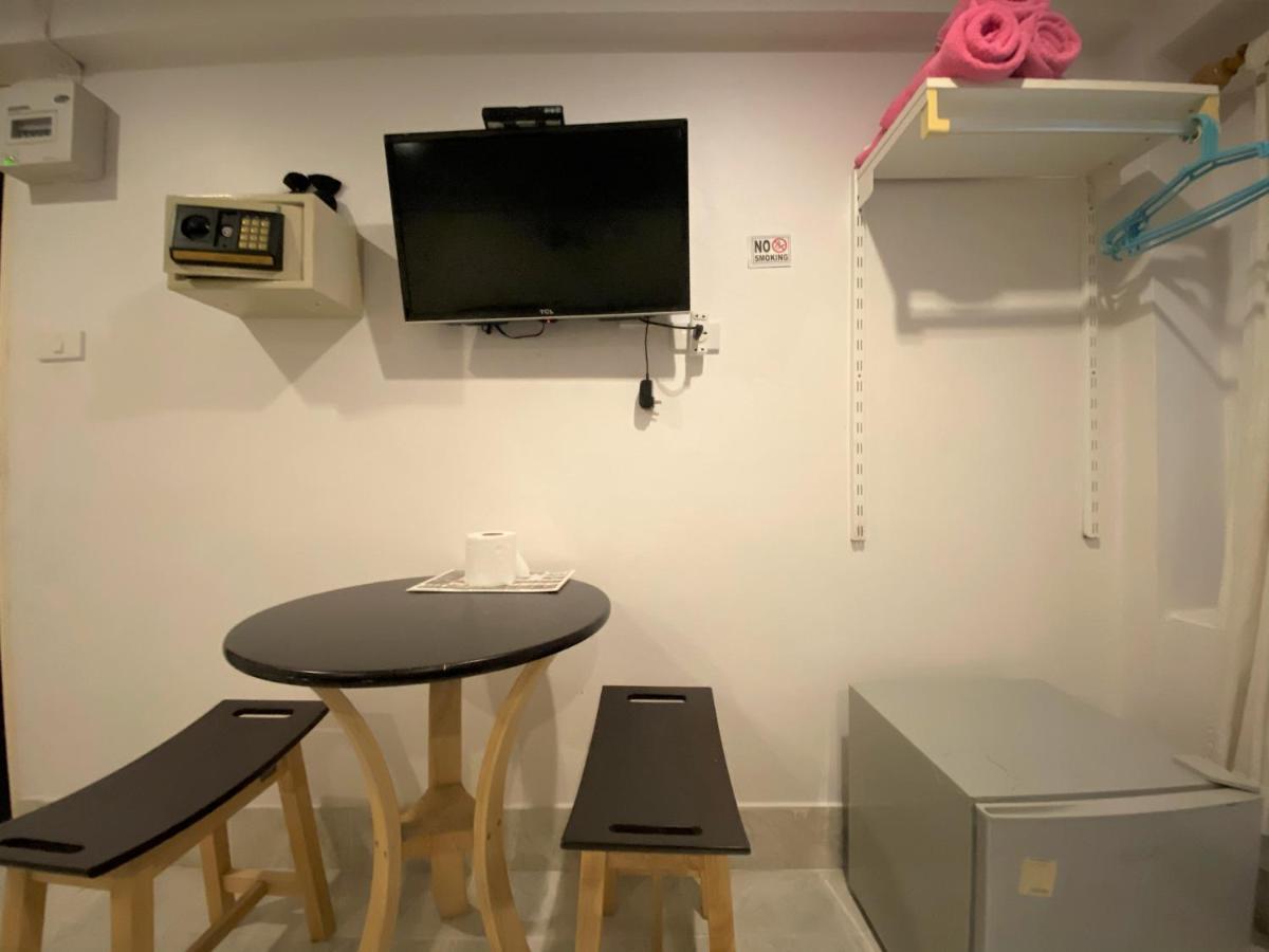 Som Guesthouse Patong Luaran gambar