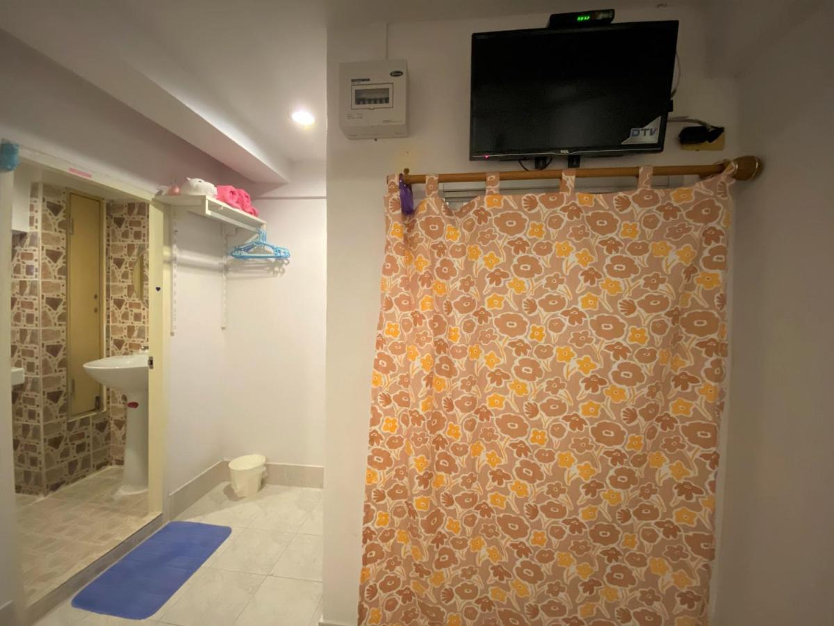 Som Guesthouse Patong Luaran gambar