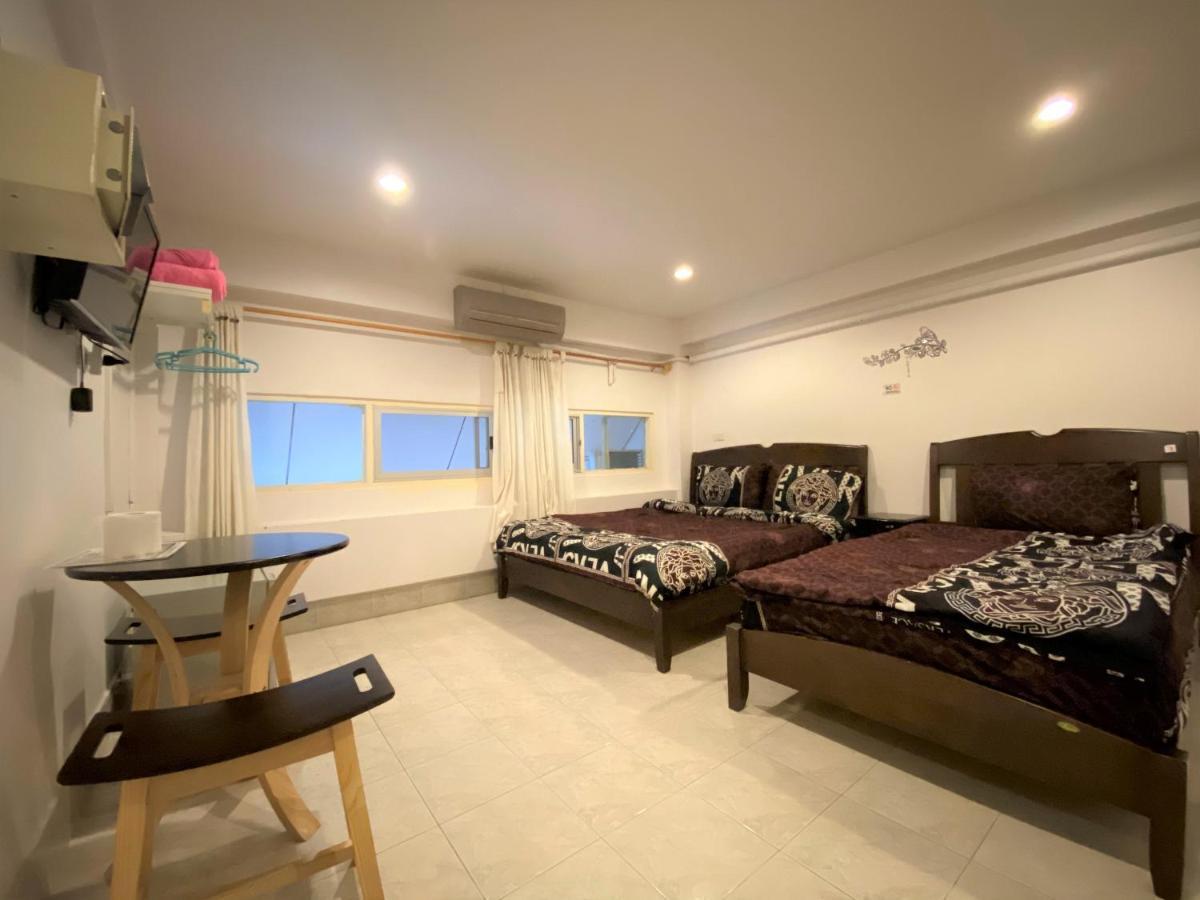 Som Guesthouse Patong Luaran gambar