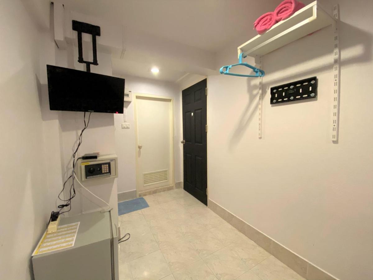 Som Guesthouse Patong Luaran gambar